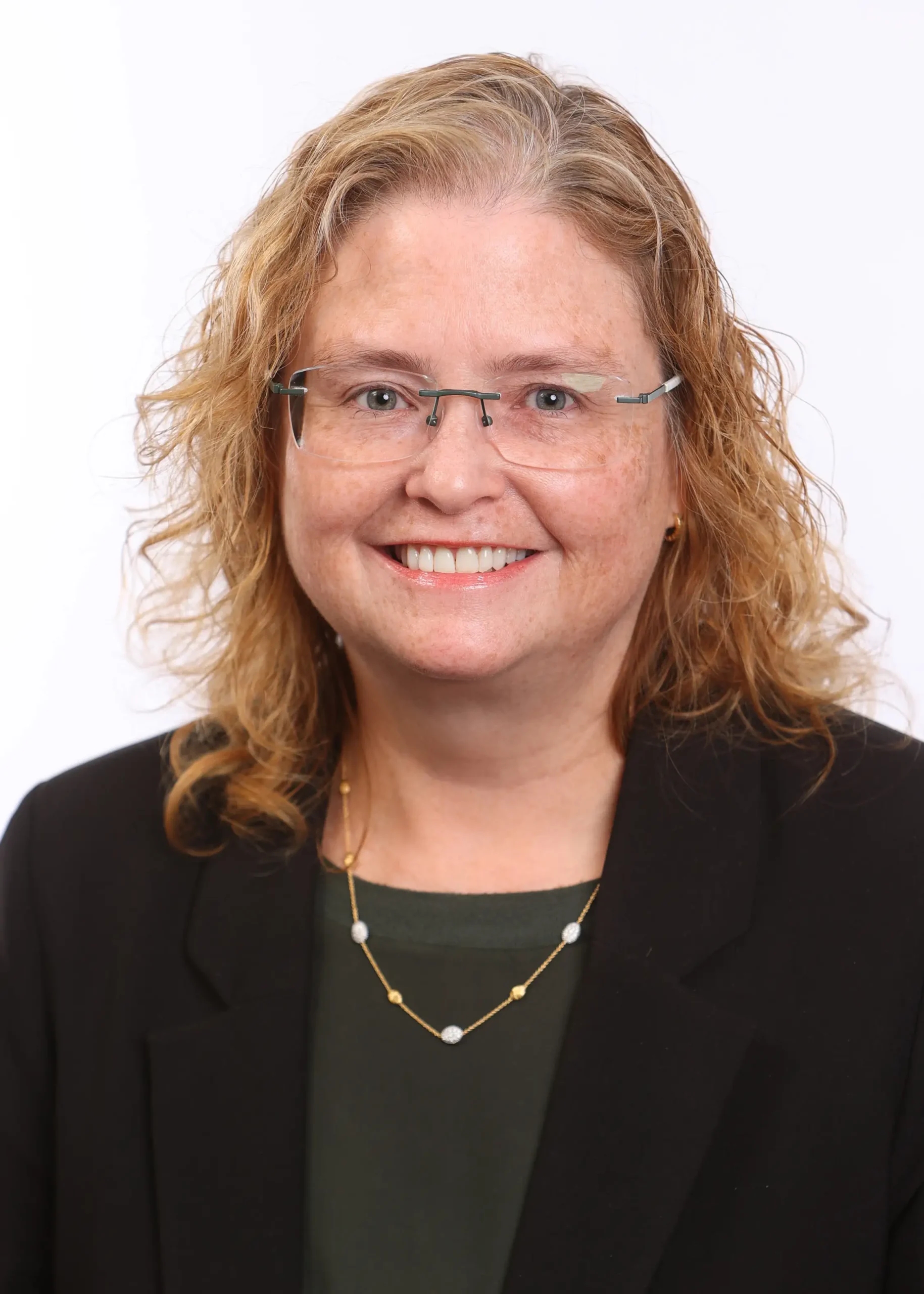 Dr. Shelly McNeil