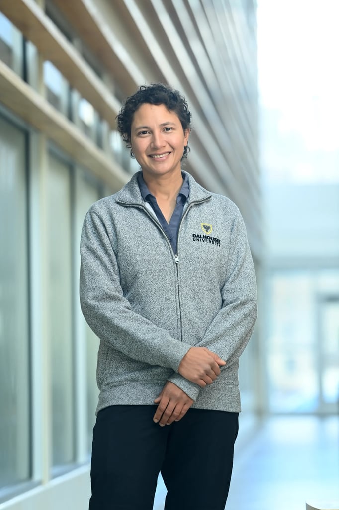 Dr. Nelly Amenyogbe